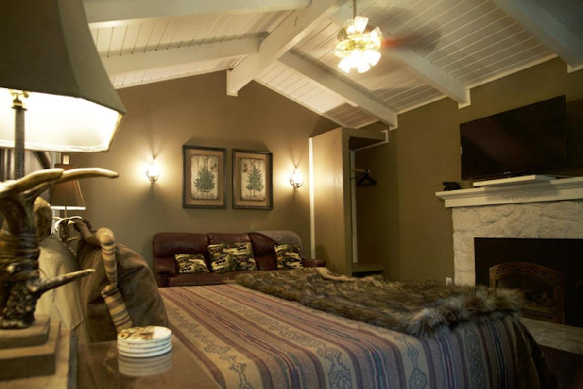 Silver Pines Lodge Idyllwild Buitenkant foto