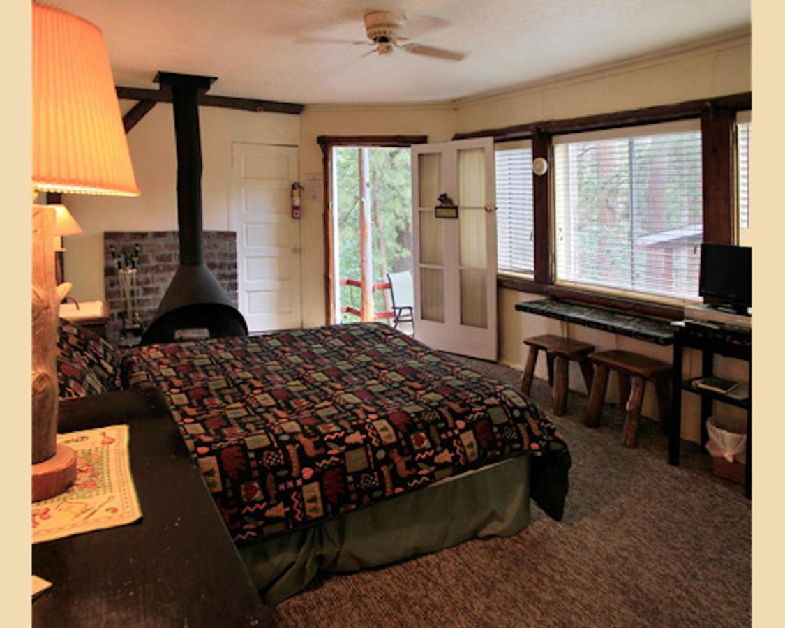 Silver Pines Lodge Idyllwild Buitenkant foto