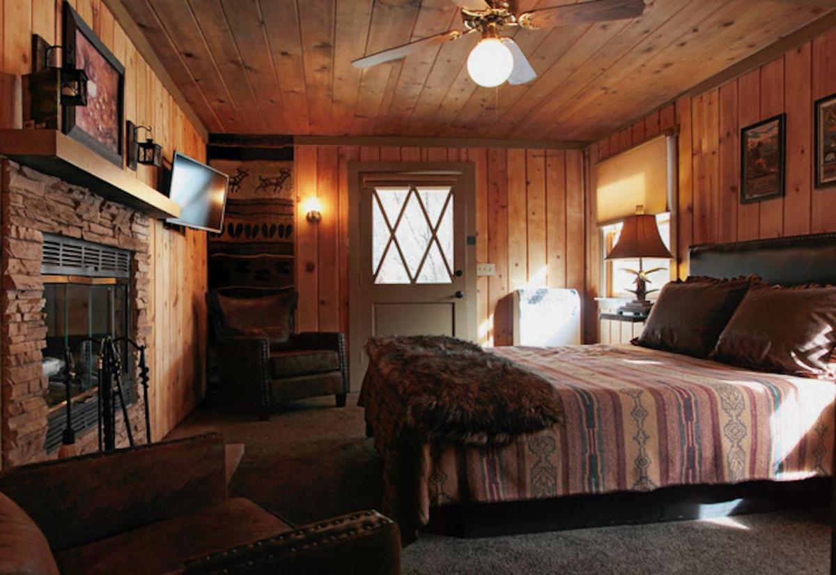 Silver Pines Lodge Idyllwild Buitenkant foto